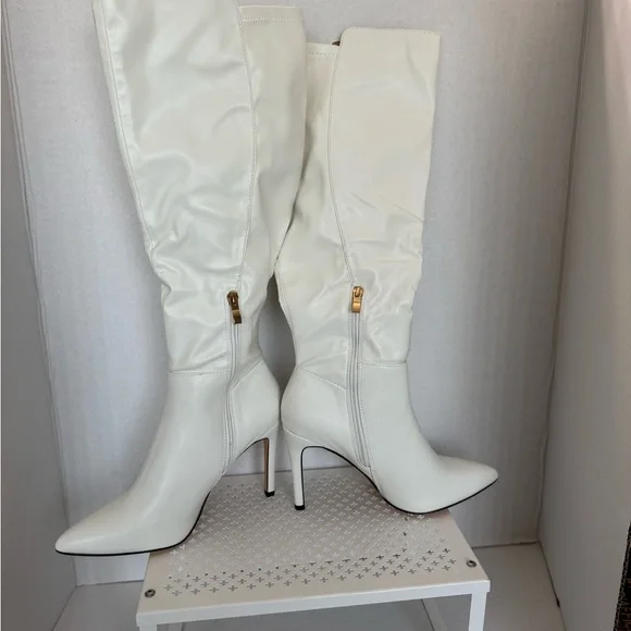 White Knee-High Women's Boots Size 6.5 Inside Zipper 4”Heels - Picture 4 of 5